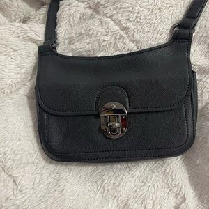 Cierra TurnLock convertible waist belt & crossbody bag